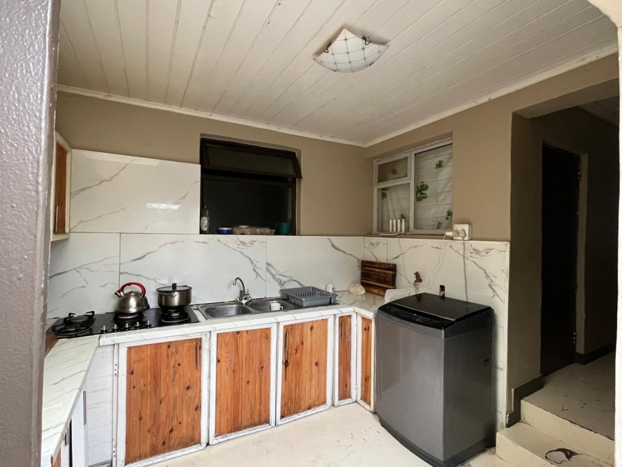 8 Bedroom Property for Sale in Churchill Estate Western Cape
